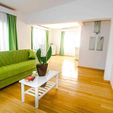 The Pine Bay Club Hotel Kirenia Zewnętrze zdjęcie