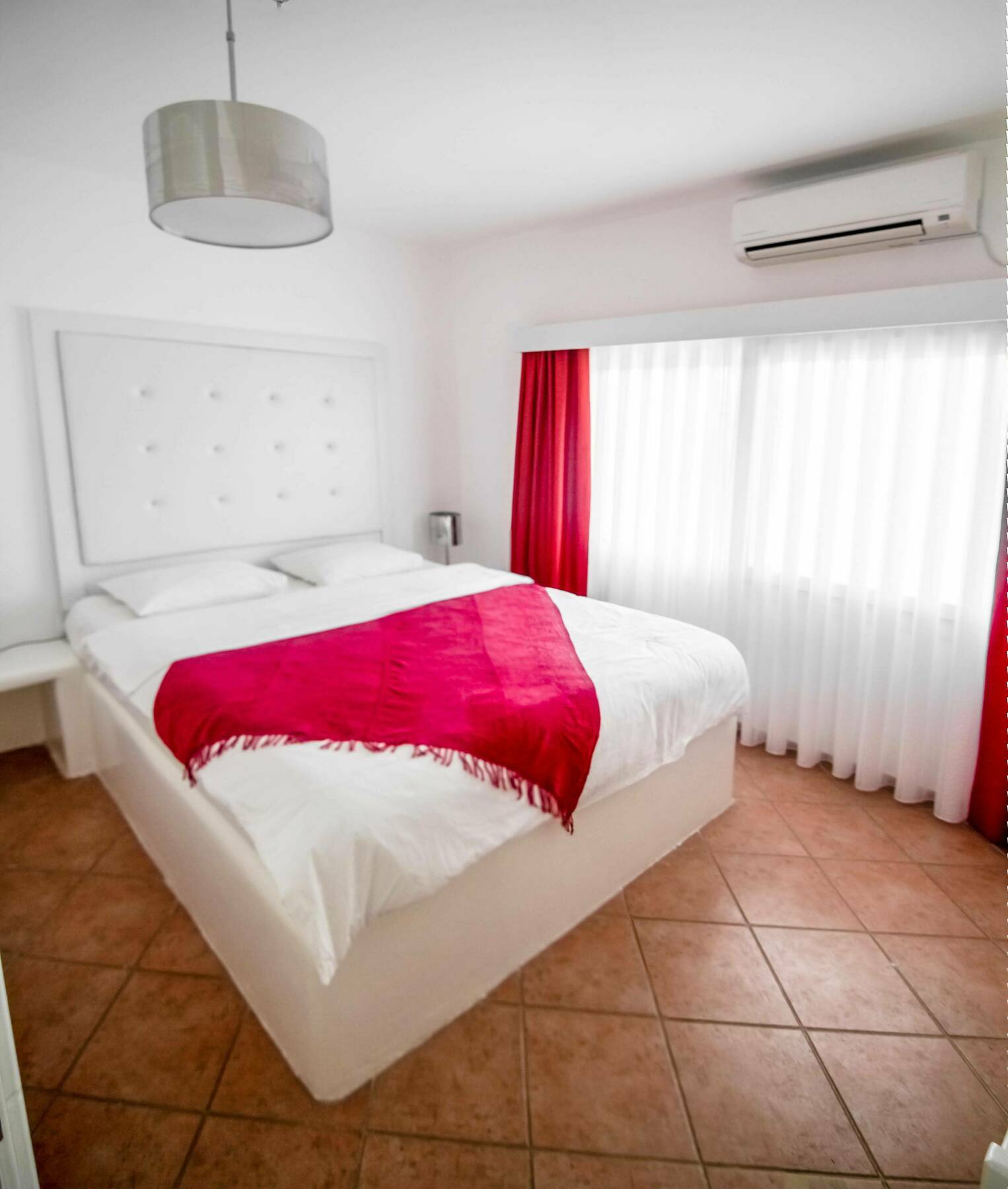 The Pine Bay Club Hotel Kirenia Zewnętrze zdjęcie